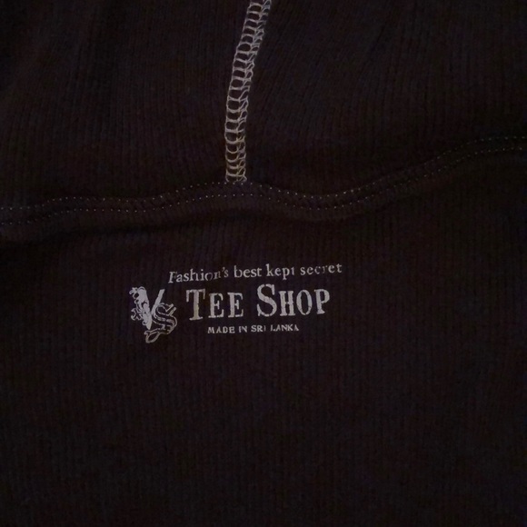 🦋🦋 Victoria Secret Tee 🦋🦋 - Picture 2 of 2